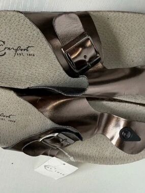 C Comfort Metallic Bronze Thong Sandals